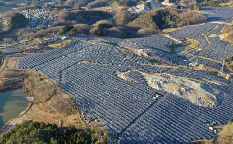 太陽光発電所(福島石川CC跡地)