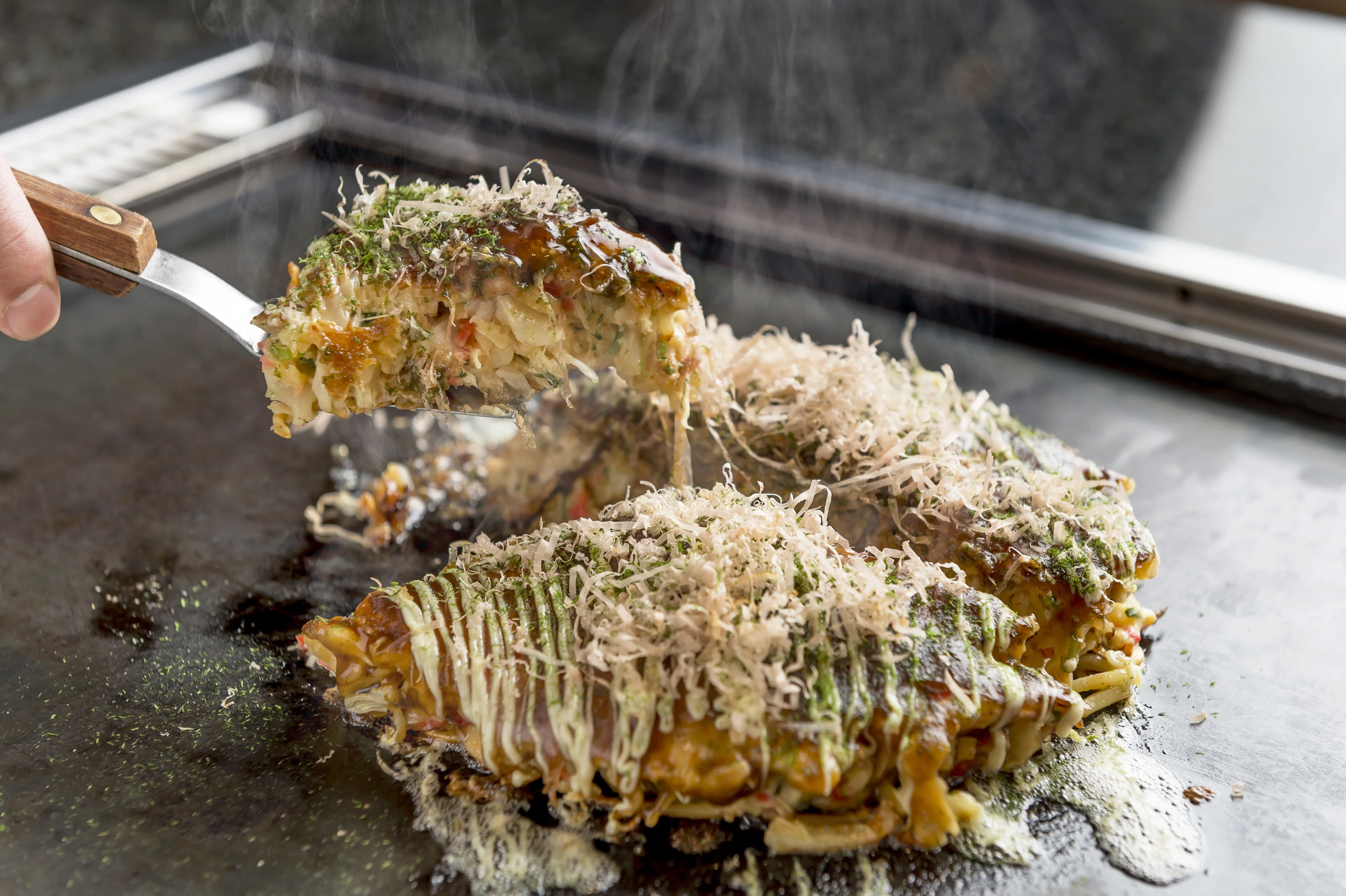 兼六園・橋のかかった池