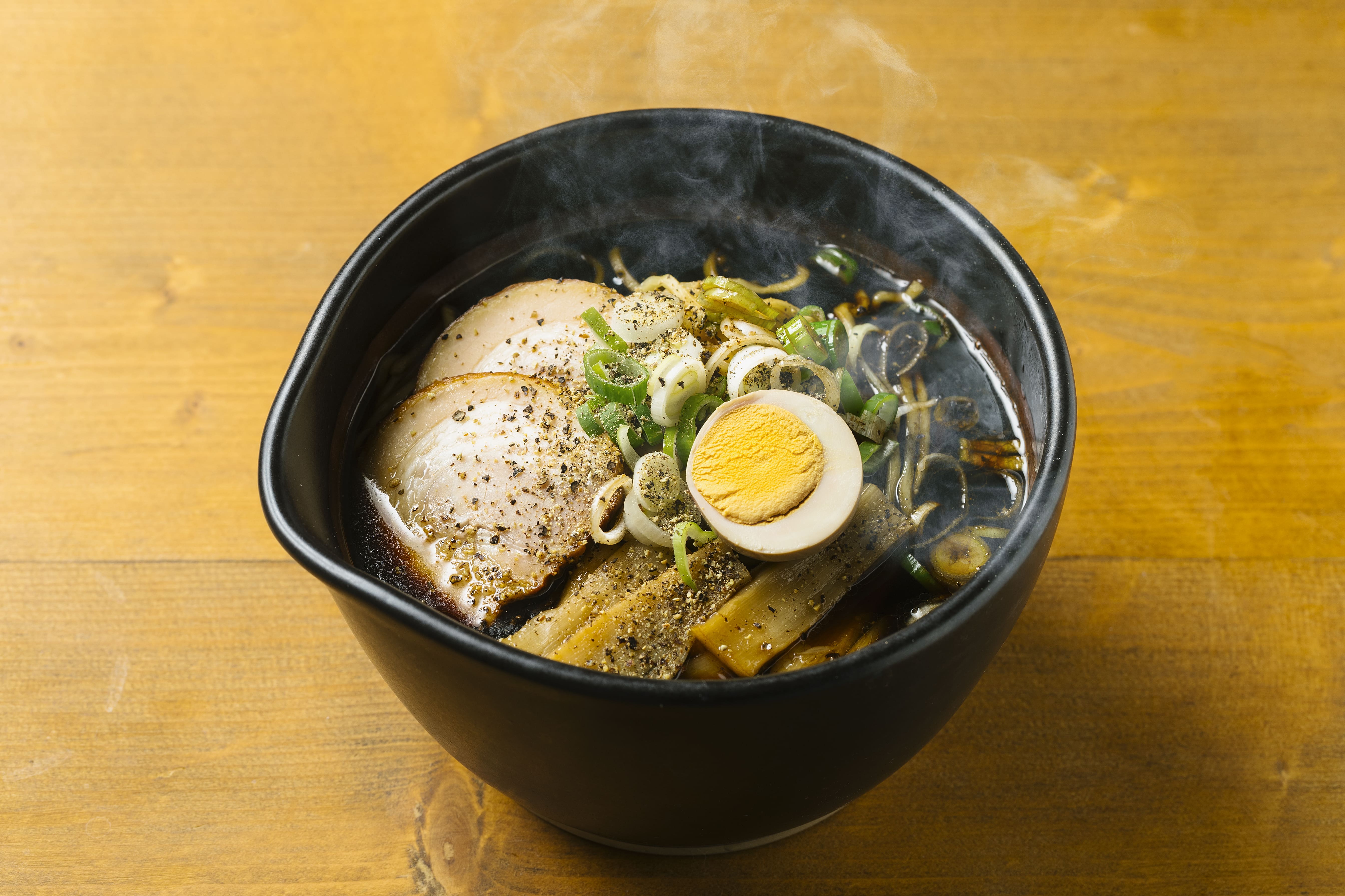富山ブラックラーメン