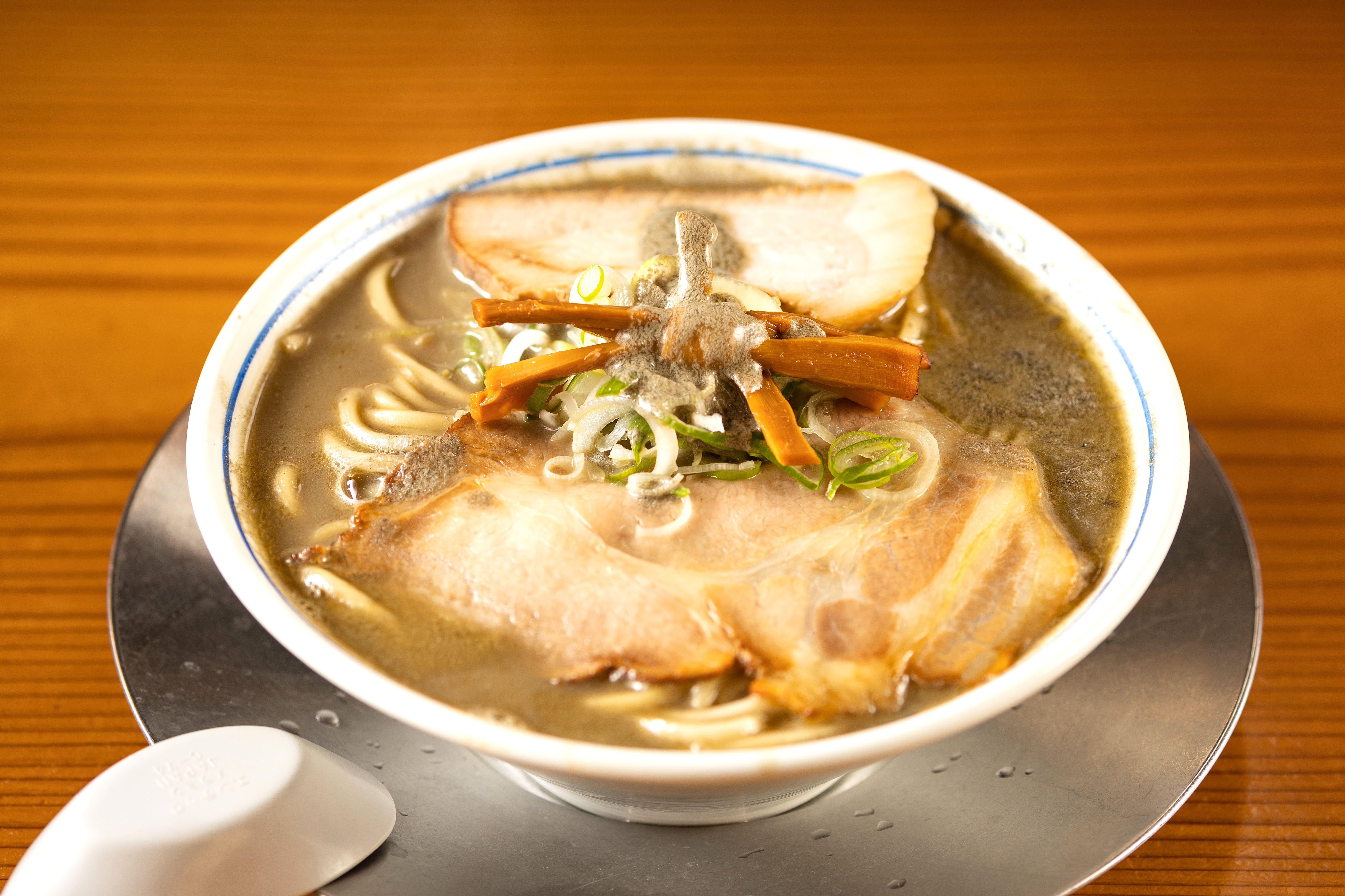 濃厚津軽煮干しラーメン