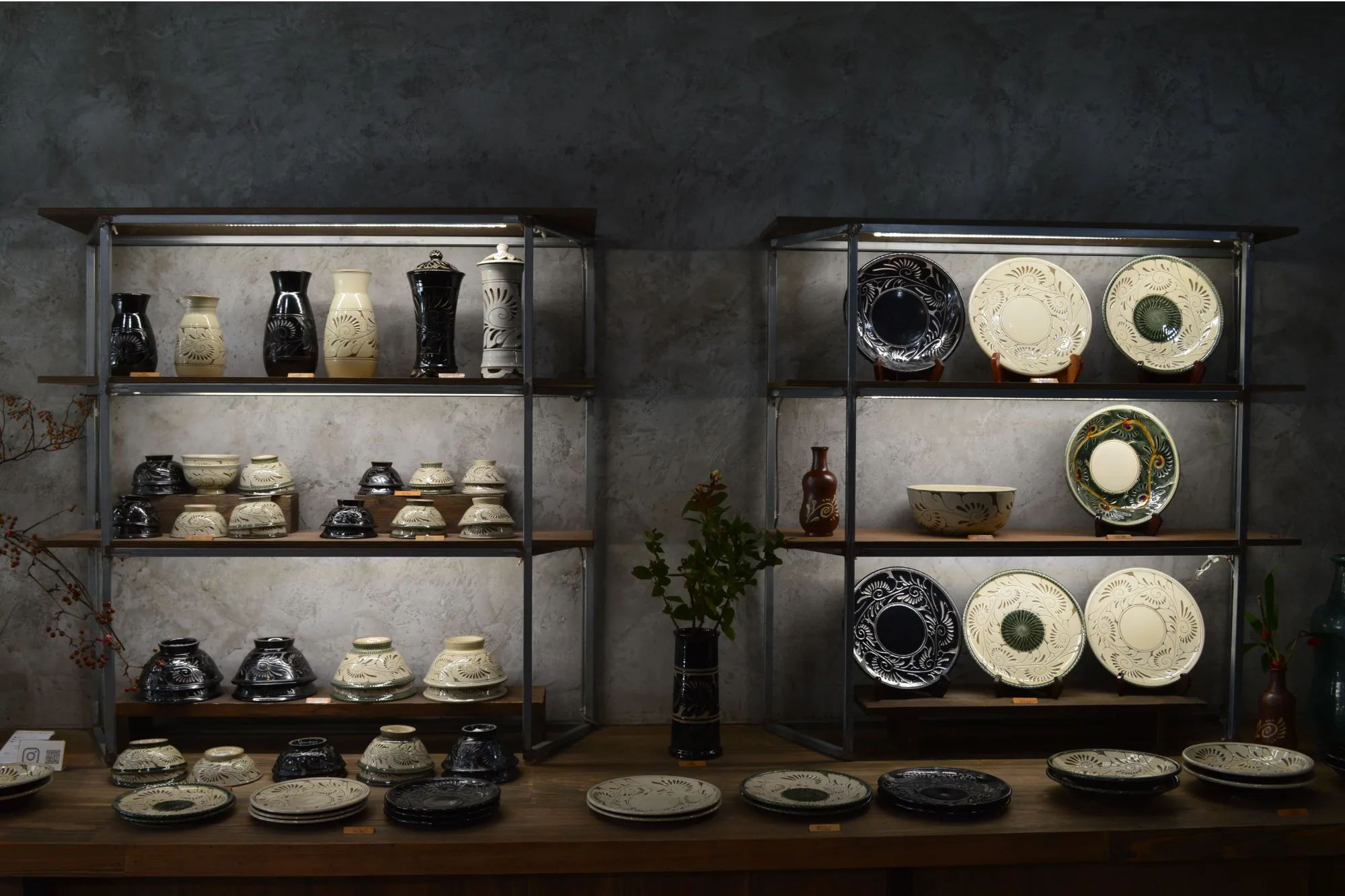 壺屋焼の器